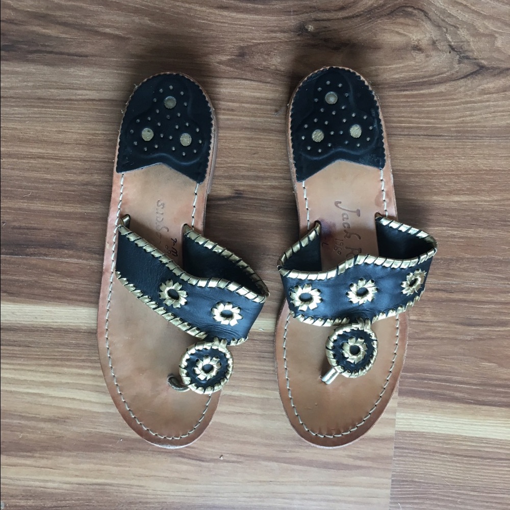 Size 7 black/gold Jack Rogers sandal