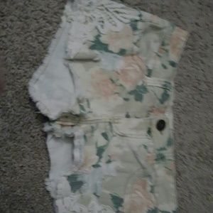 Floral n lace shorts