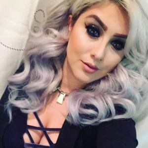 Meet your Posher, Jeannette