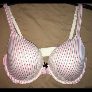 Victoria's Secret Padded Perfect Bra like new 34DD