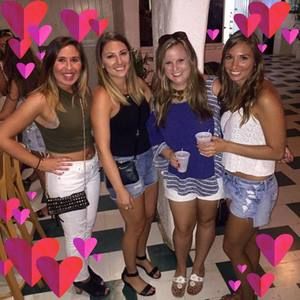 Meet your Posher, Caitlin