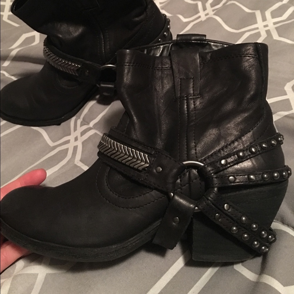 Black Ankle Gianni Bini Boots Size 7.5