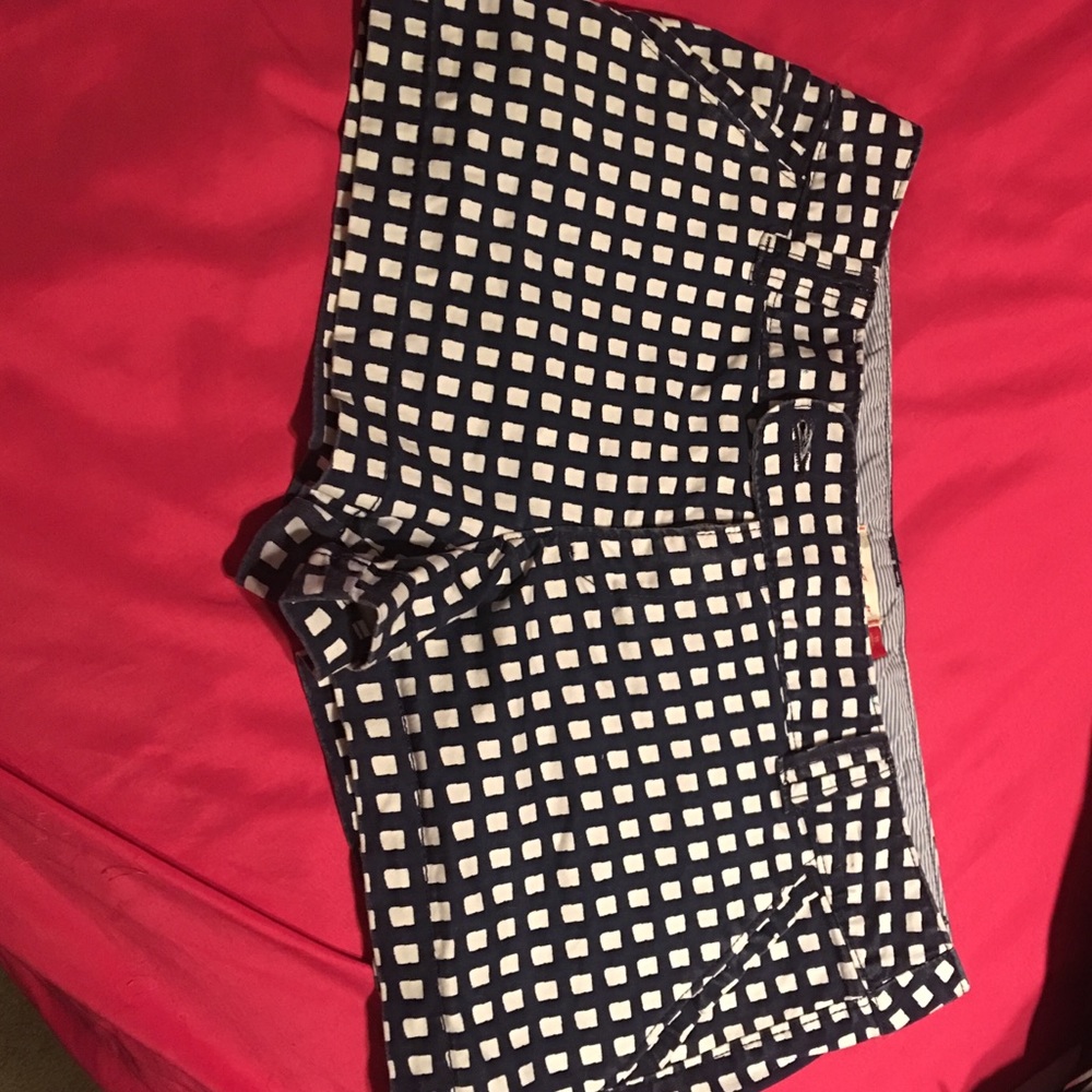 Red Camel checkered shorts