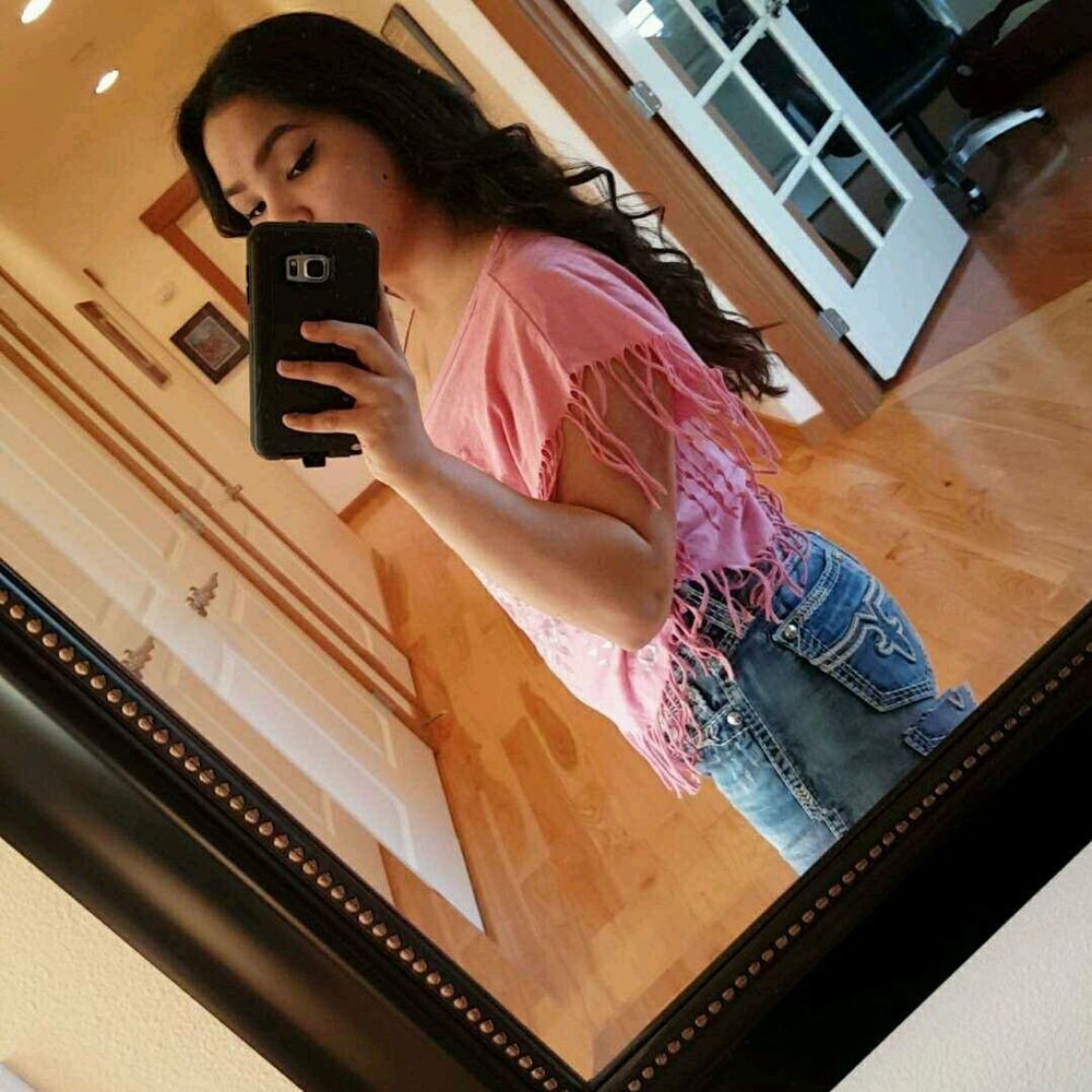 Meet your Posher, Ashley