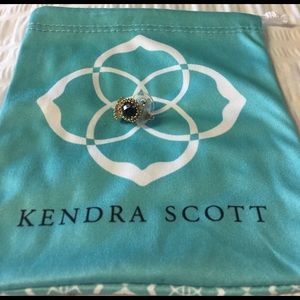 Kendra Scott Carly Earrings