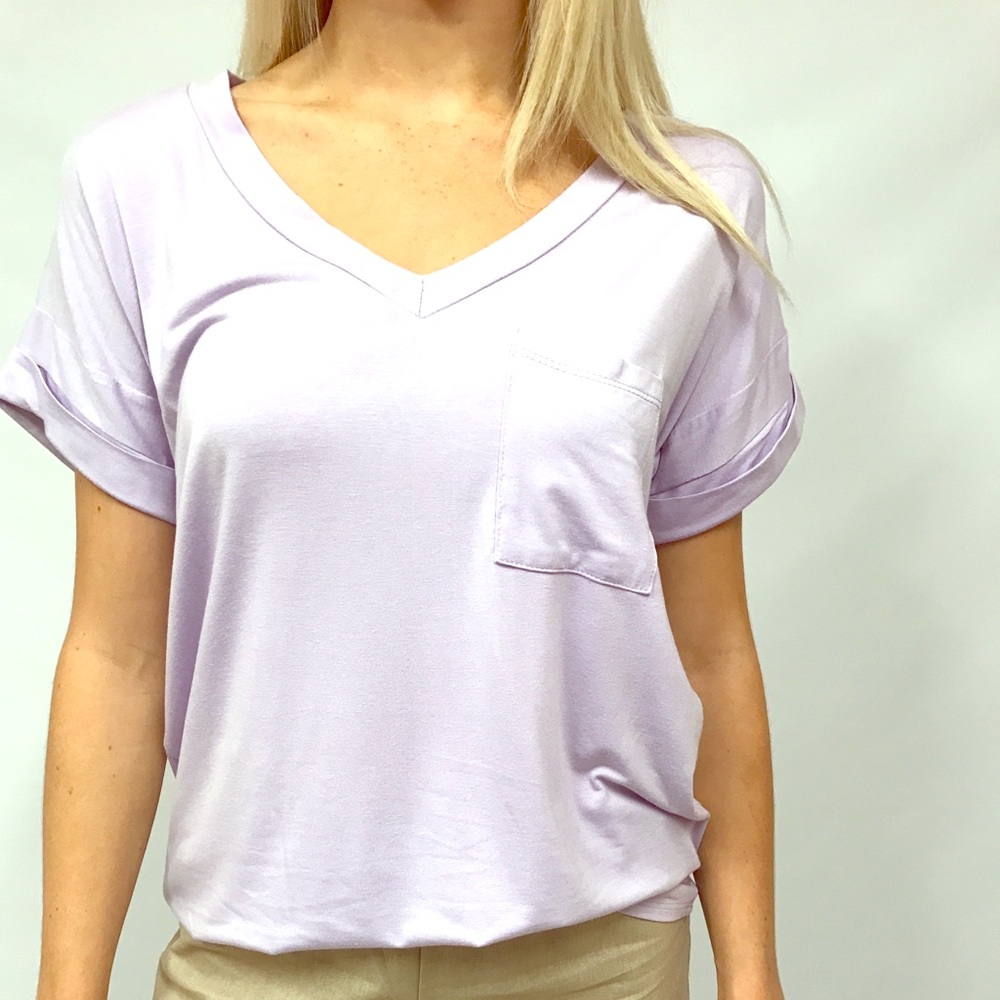 🆕 LAST // Lavender V-Neck Basic