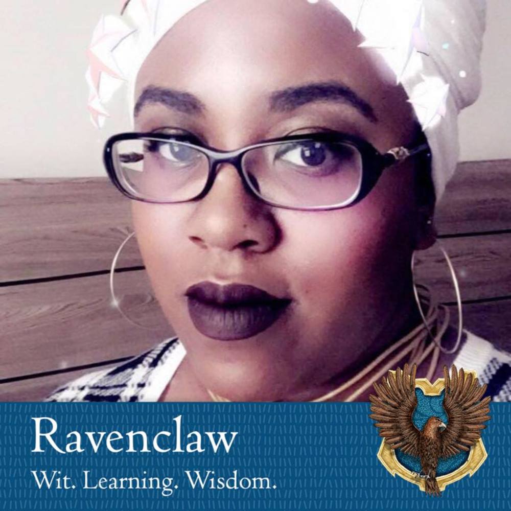 Meet your Posher, Miya