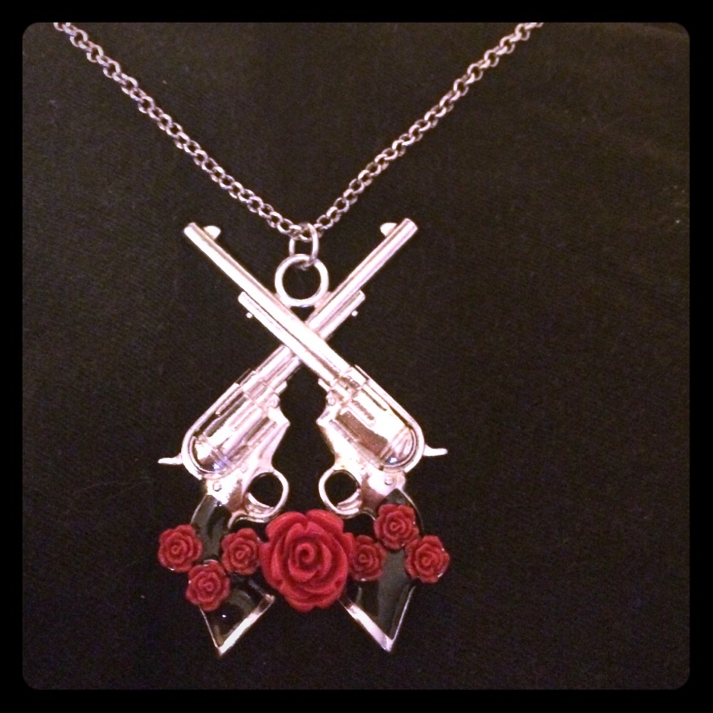 Two Guns with roses 🌹Necklace