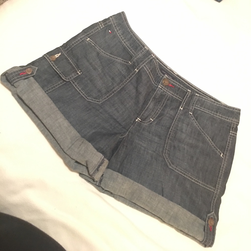 Tommy Hilfiger shorts size 12
