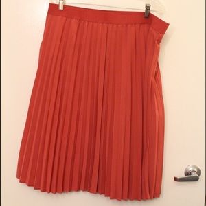 NY&Co Ruffle Skirt