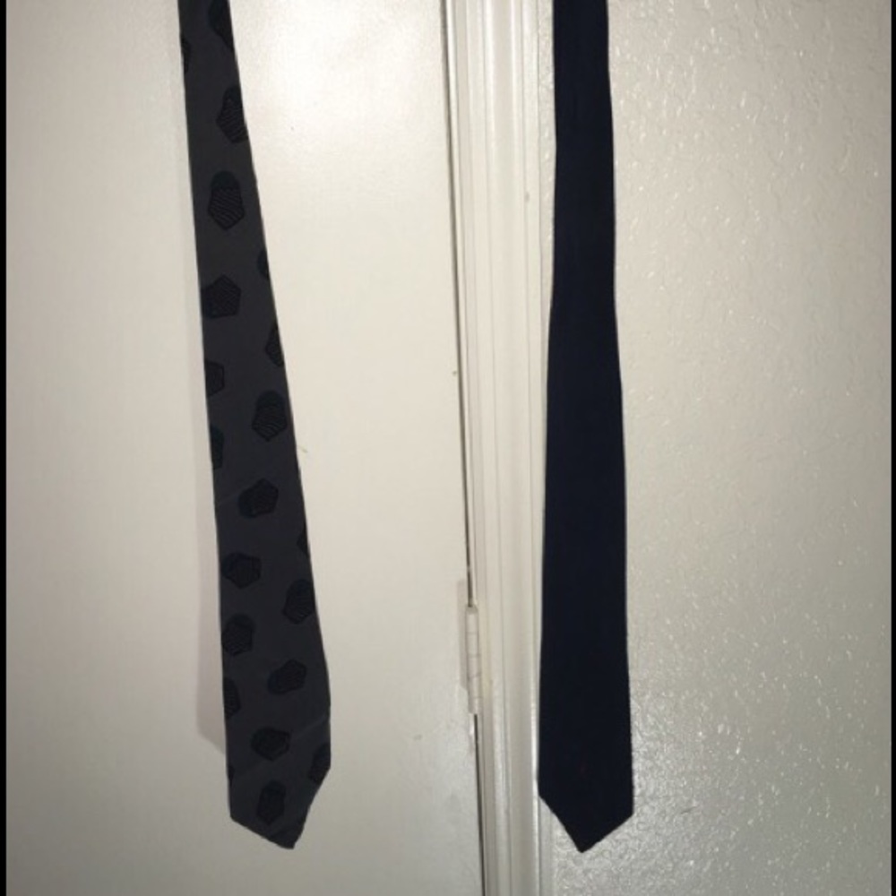 Yves Saint Laurent Ysl ties