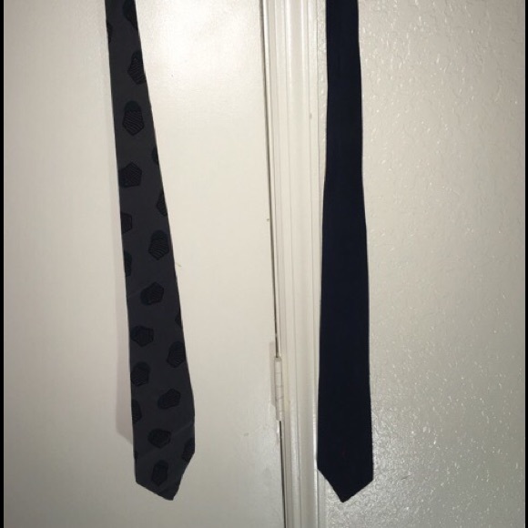 Yves Saint Laurent Ysl ties - Picture 1 of 4