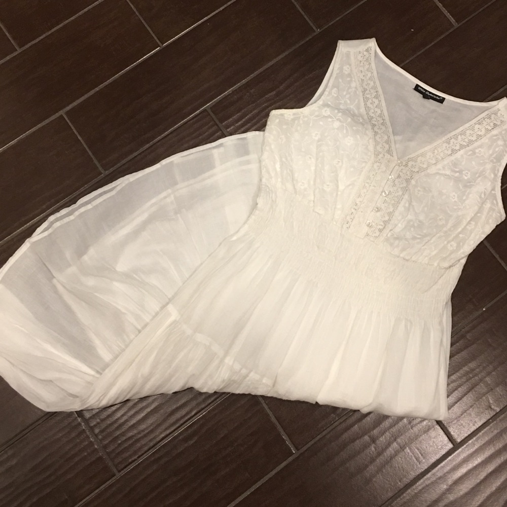 EUC Mile Gabrielle Dress