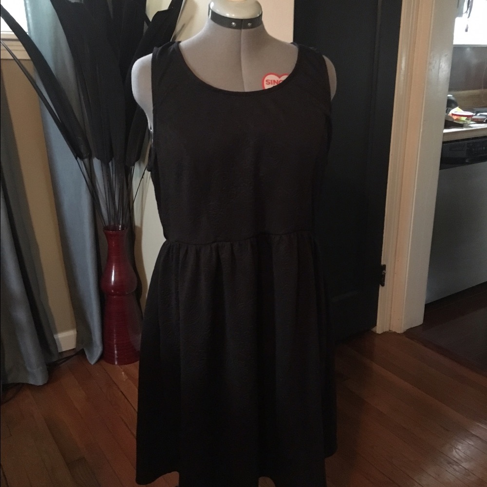 Forever 21 Black Dress