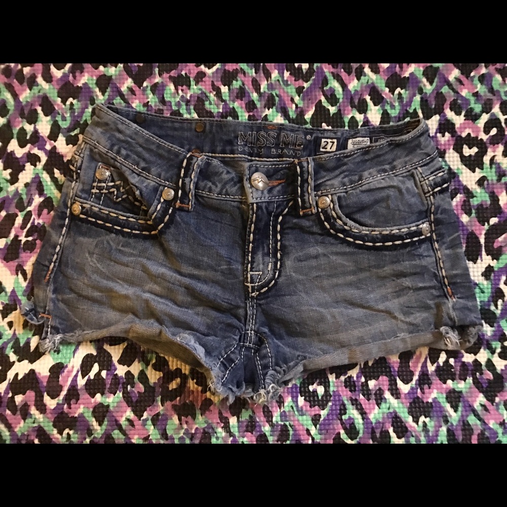 Miss Me Shorts