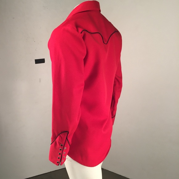 Vintage Western shirt with mandolin detail. - Picture 2 of 3