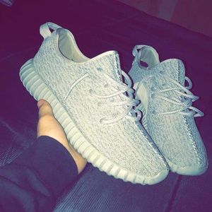 Yeezy 350 boost moonrock