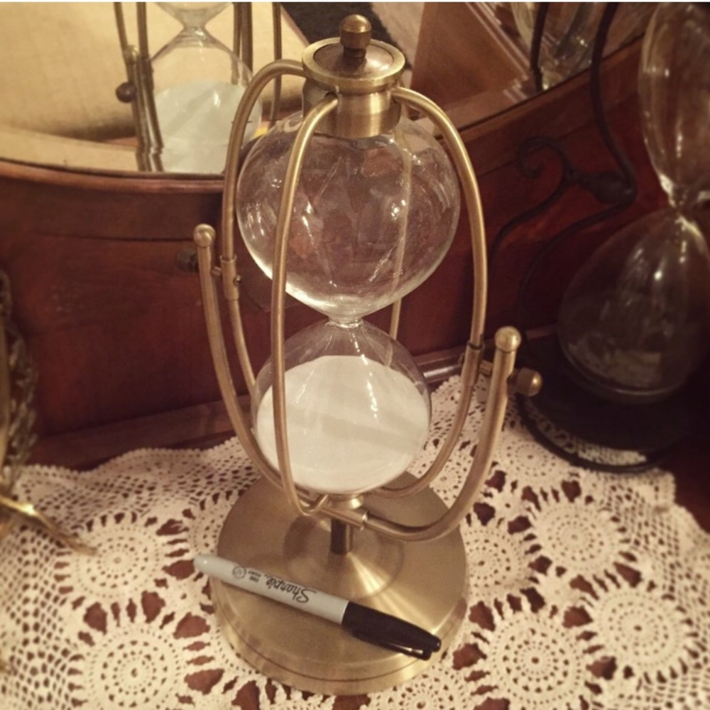 Gold Hourglass