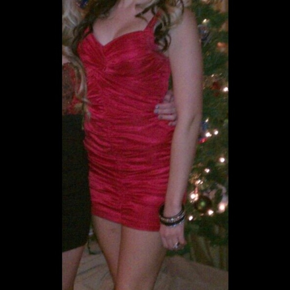 Spicy Red Dress. Super Flattering!