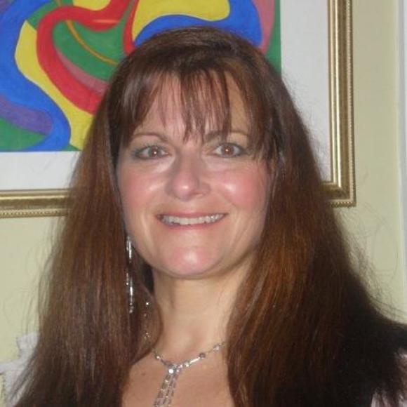 Meet your Posher, Aida - Picture 1 of 1