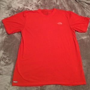 Men's North Face t-shirt