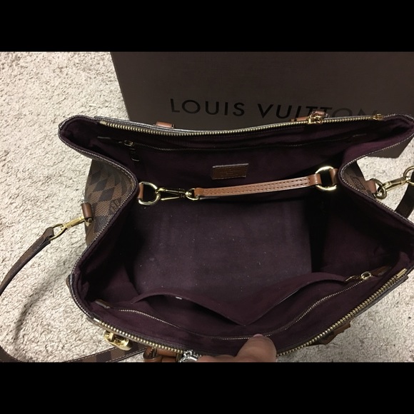 Incredible Louis Vuitton Perfect Size & versatile - Picture 2 of 5