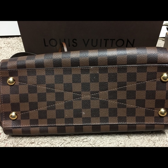 Incredible Louis Vuitton Perfect Size & versatile - Picture 5 of 5