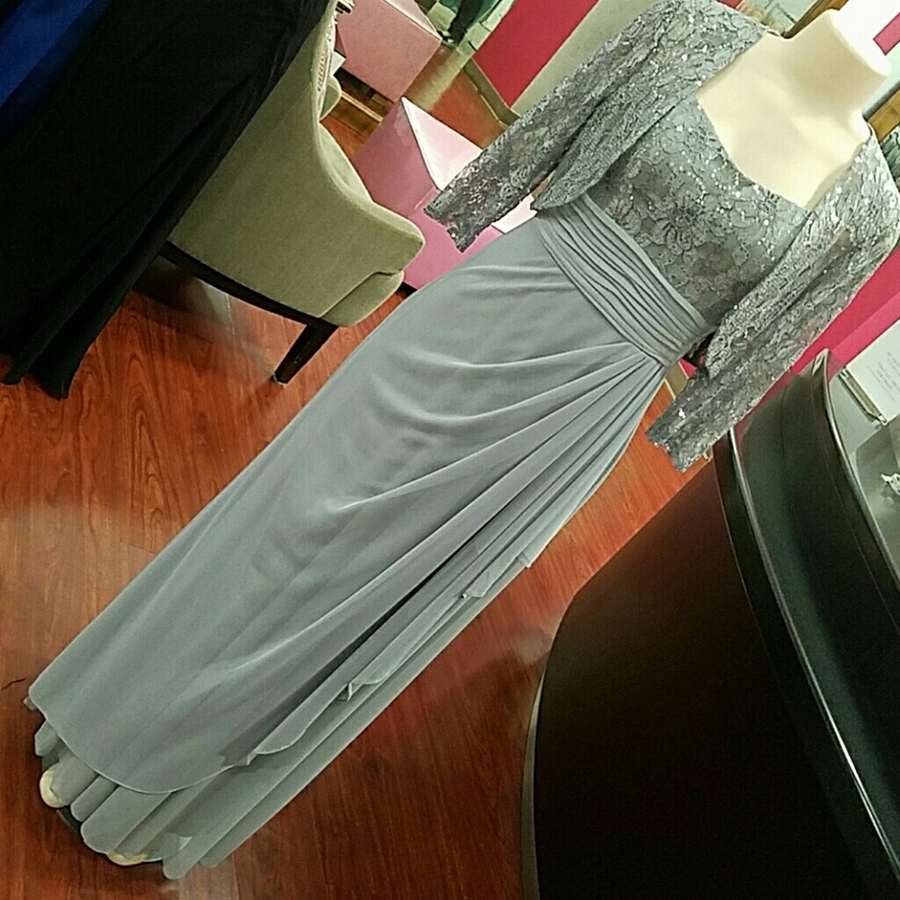 SALE!! Sz M Empire waist dress with bolero