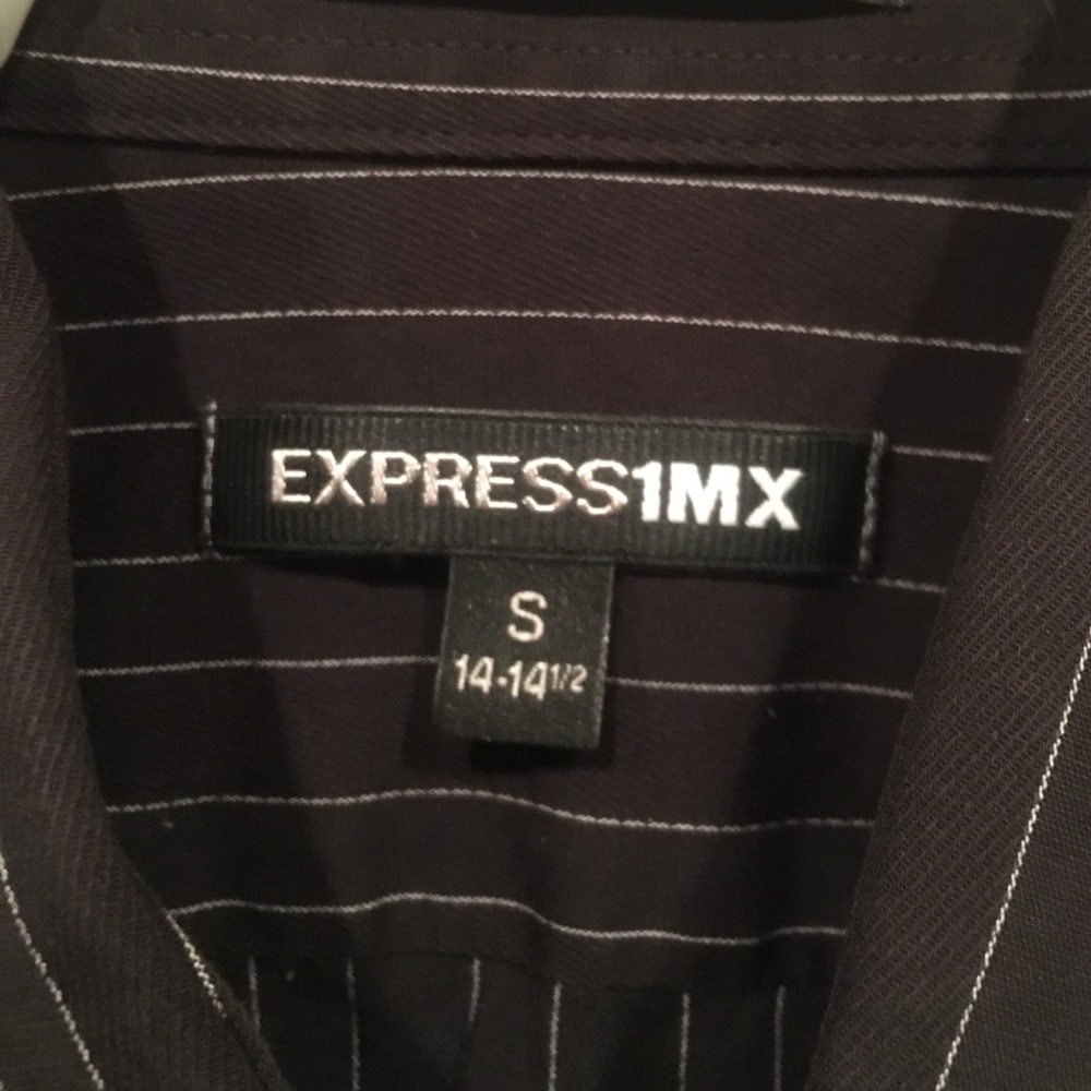 Used one time, excellent conditions, dry clean