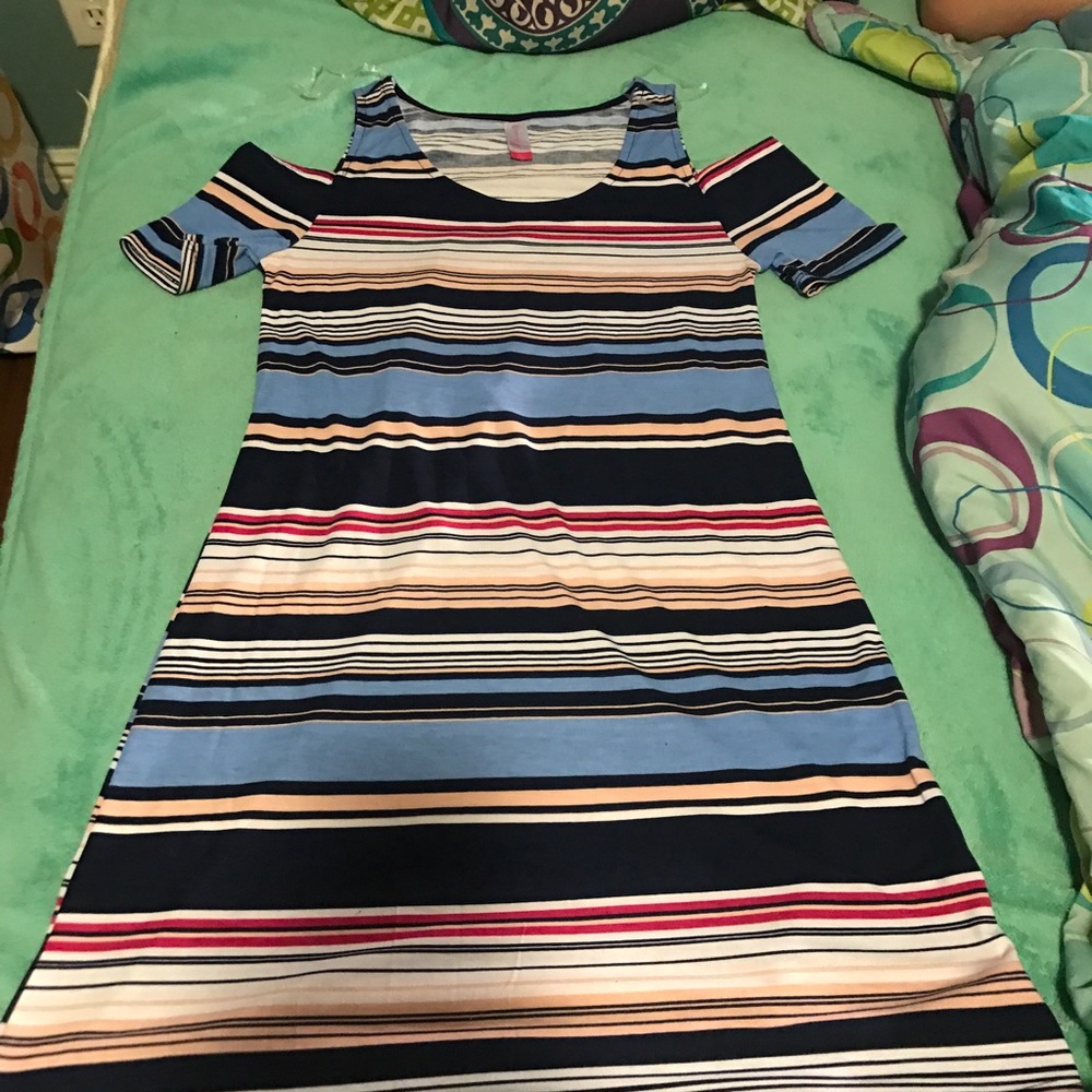 Off shoulder t shirt dress