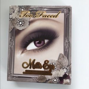 Too faced natural matte eye palette