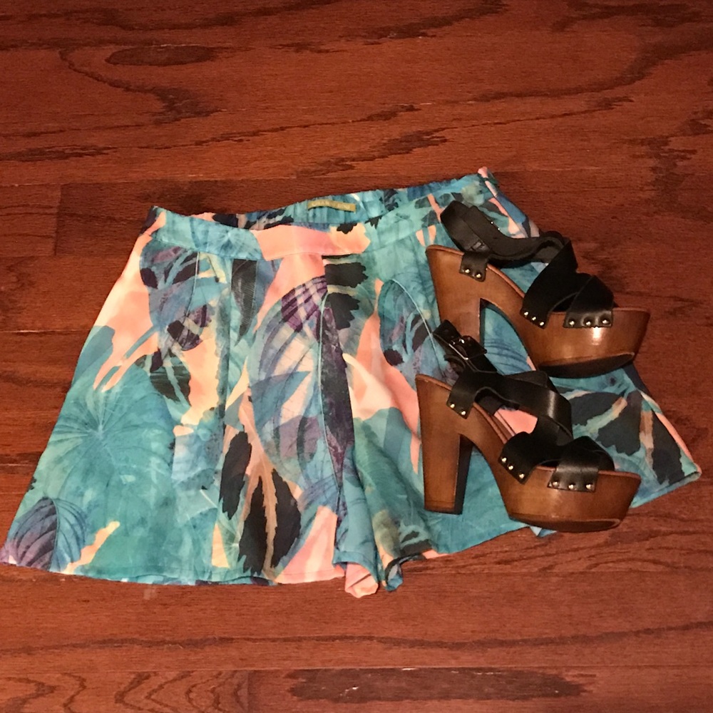 gianni bini pastel tropical resort shorts