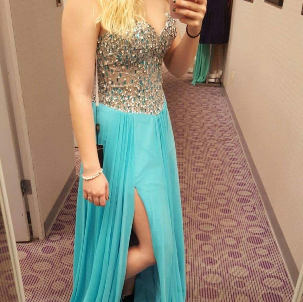 Prom dress