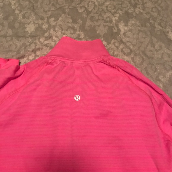 Lululemon half zip - Picture 3 of 3