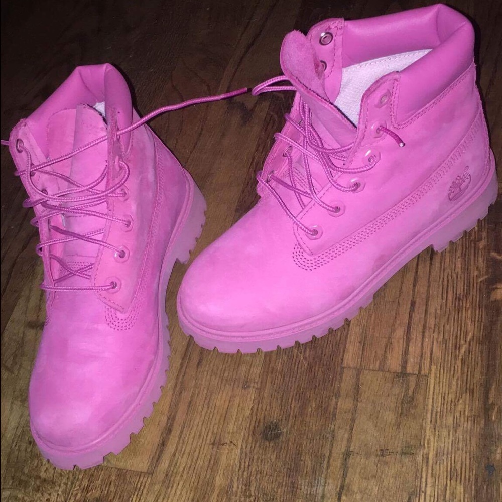 Pink timbs - Picture 2 of 2