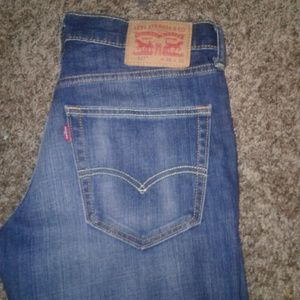 Levi Strauss 527