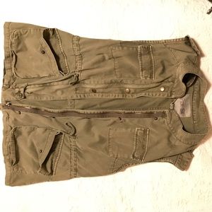 Army green vest