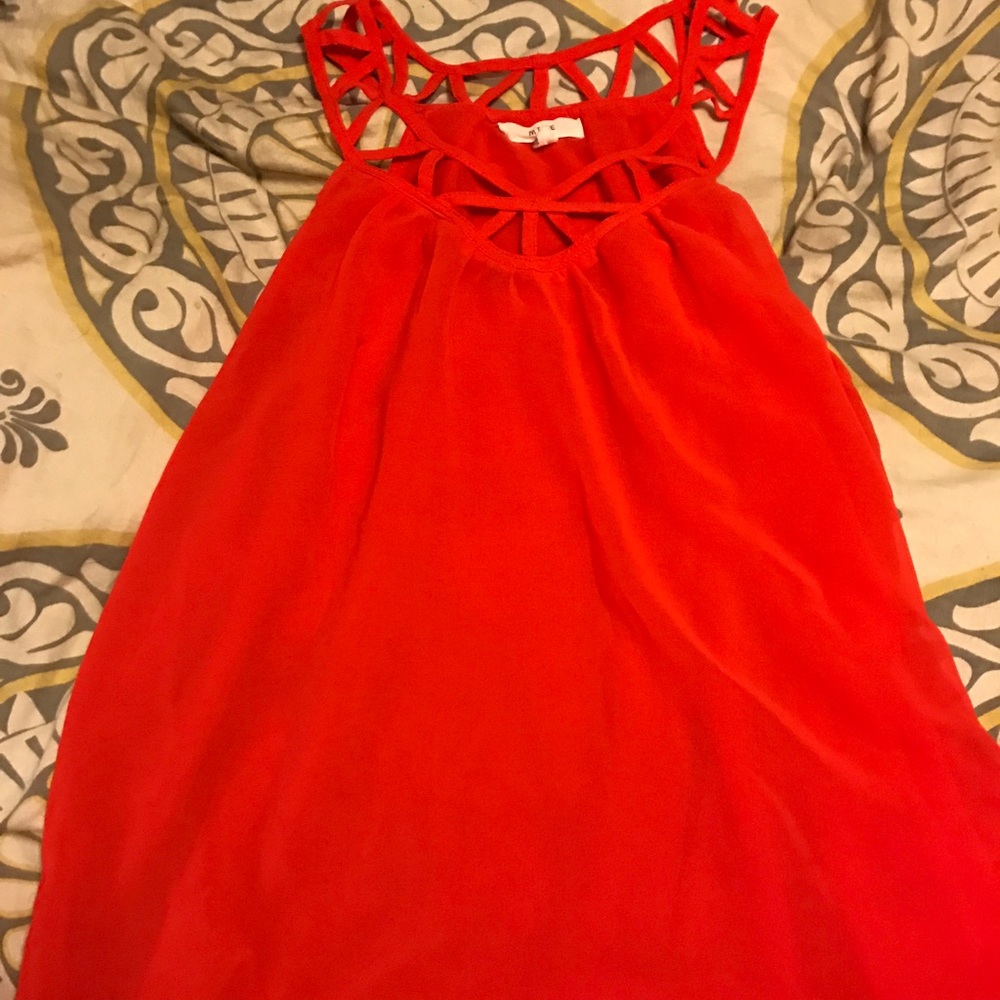 Red cutout tank