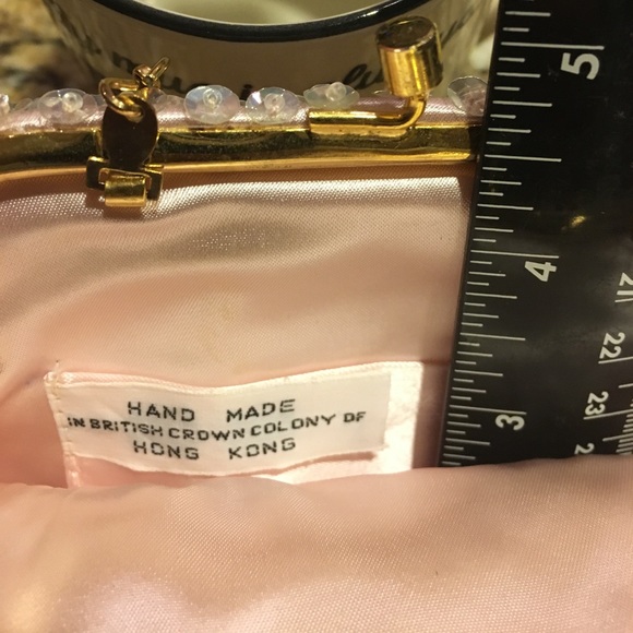 Vintage beaded and sequin embroidered Soft Pink MCM Retro - Picture 2 of 4