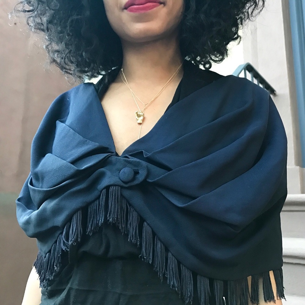 Vintage navy capelet