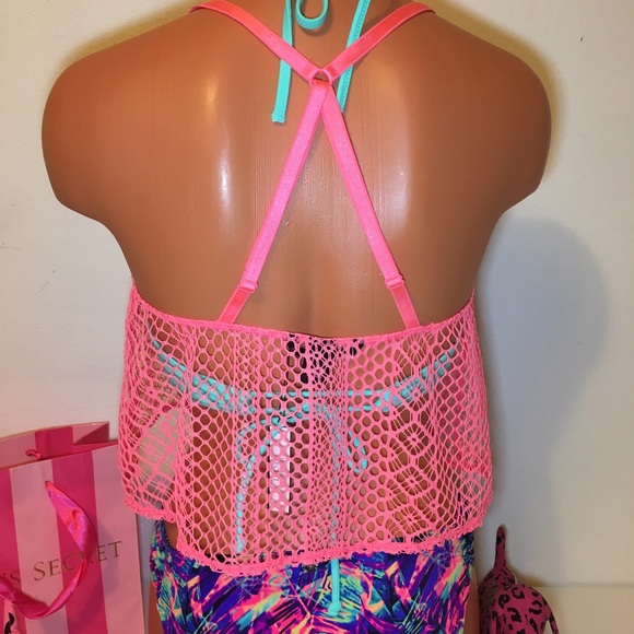 NEW VS CROP TOP COVER UP - Picture 4 of 4