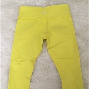 Lulu Lemon Cropped Leggings