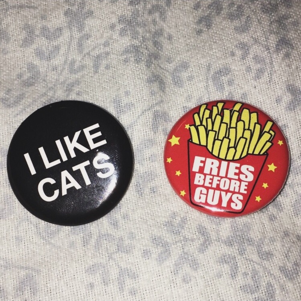 🔴 SOLD 🔴 🍟No-Boys Tumblr Pins🍟