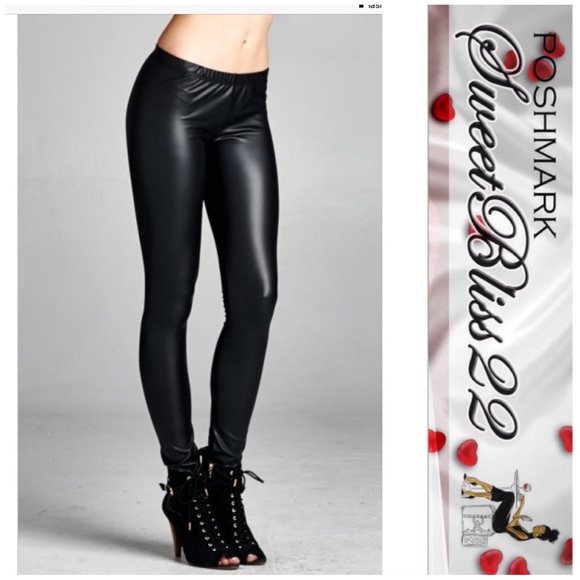 💎Black Matte Finish Leggings💎 - Picture 2 of 2