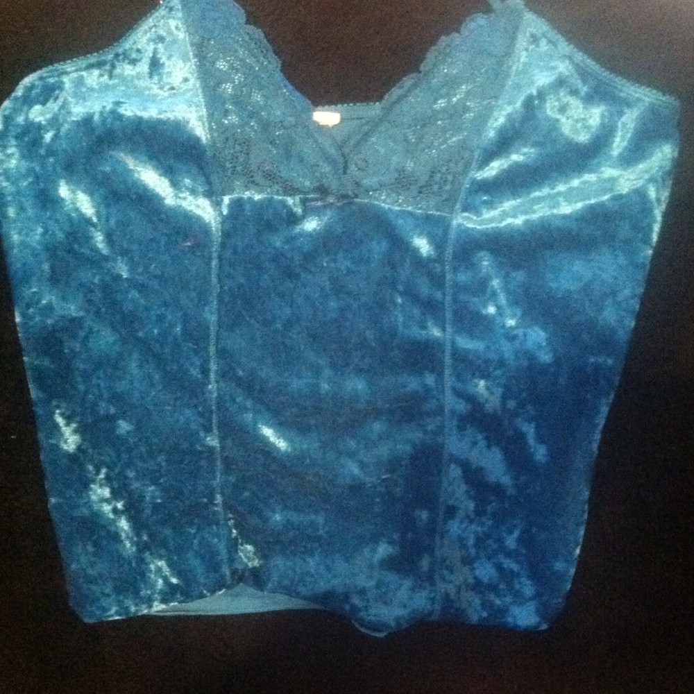 Blue velvet cami