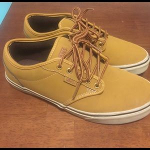 Vans timberland boot color low top
