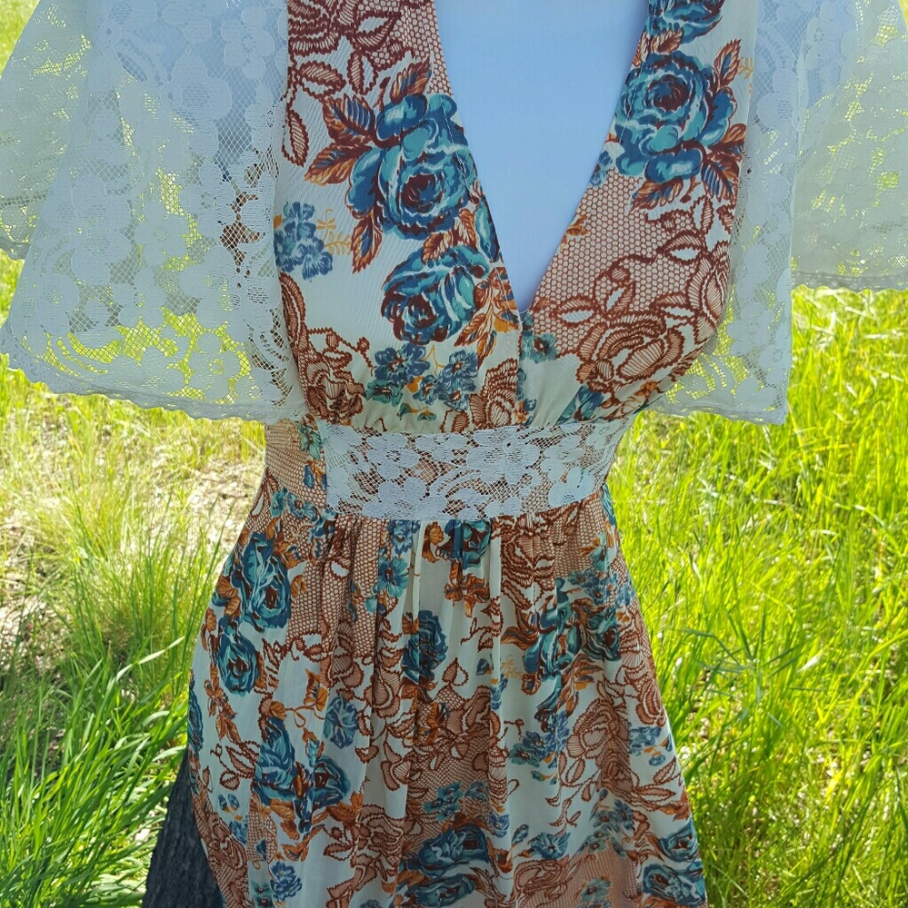 Sz5 Vintage floral Lace dress