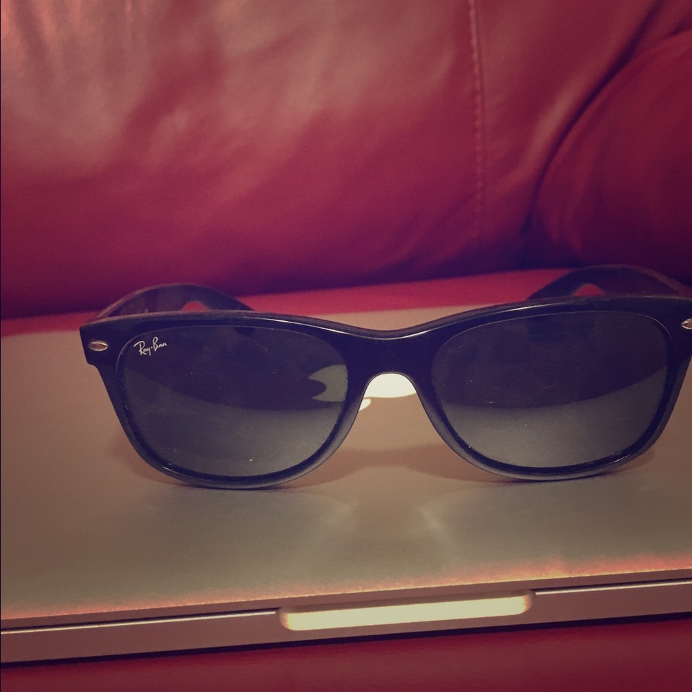 Authentic Ray-Ban New Wayfarer!