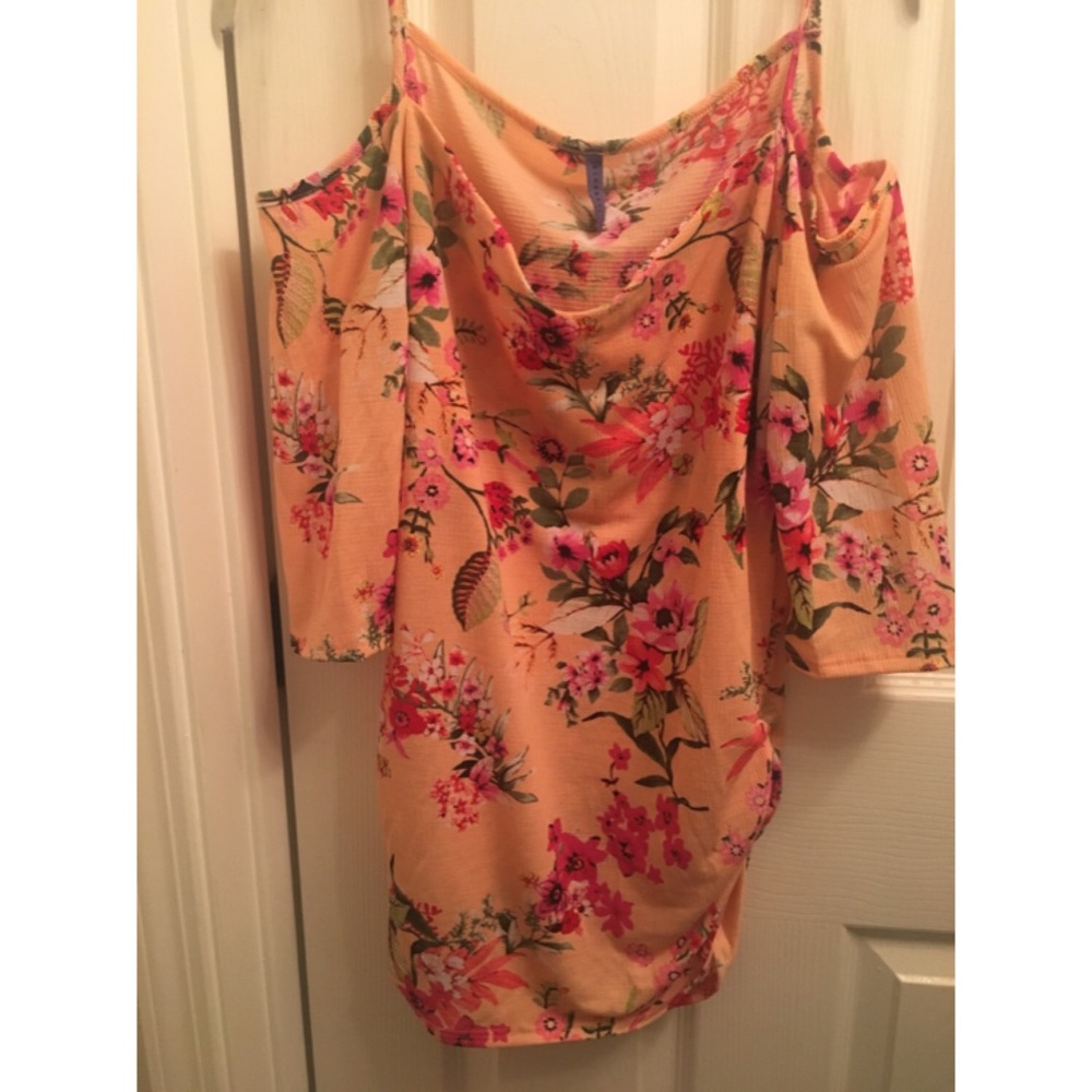 Floral cold shoulder top