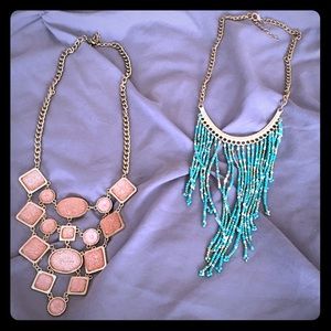 💙Charlotte Russe blue beaded bib necklace💙